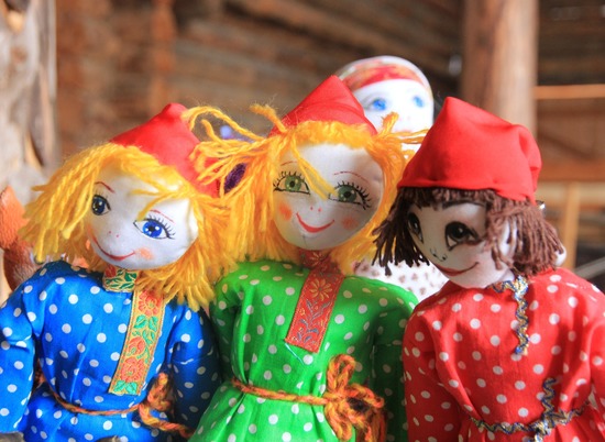 Волгоградцев приглашают поучаствовать в конкурсе масленичных кукол